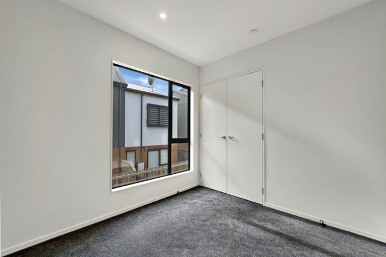 Photo of property in 52 Ara Mara Hua, Henderson, Auckland, 0612