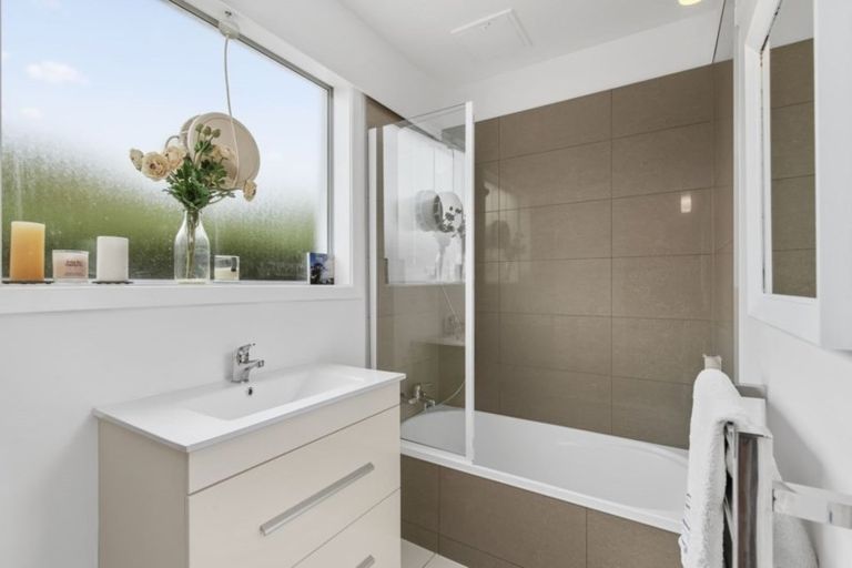 Photo of property in 34 Stredwick Drive, Torbay, Auckland, 0630