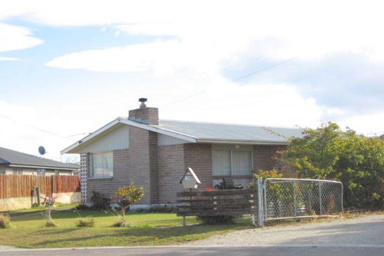 Photo of property in 19 Schaumann Street, Alexandra, 9320