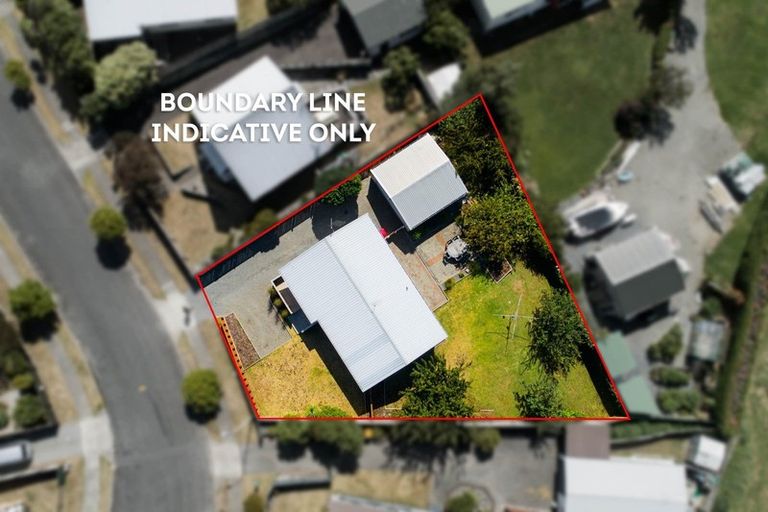 Photo of property in 11 Dennis Taylor Court, Paraparaumu, 5032