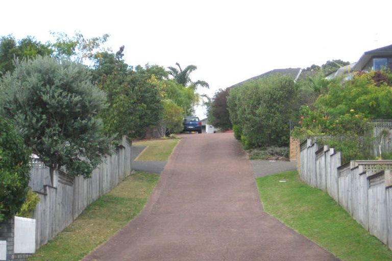 Photo of property in 12 Crestview Place, Browns Bay, Auckland, 0630