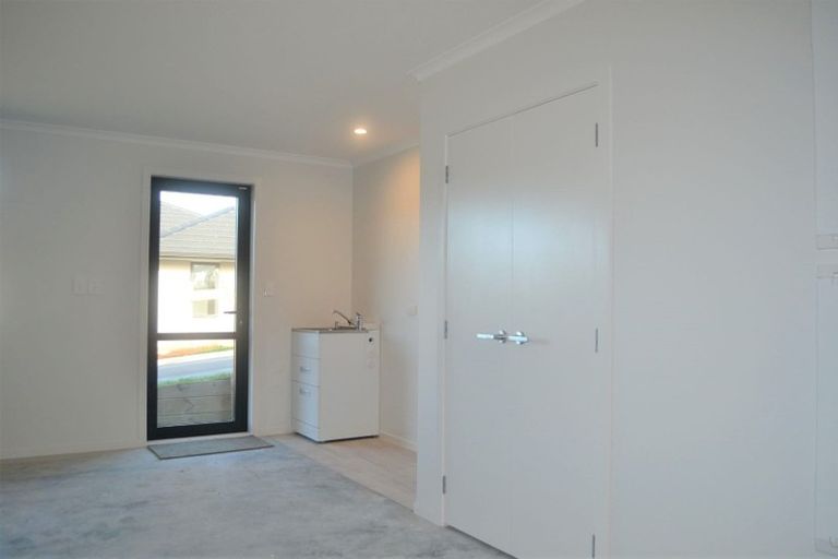 Photo of property in 48 Schooner Drive, Whitby, Porirua, 5024