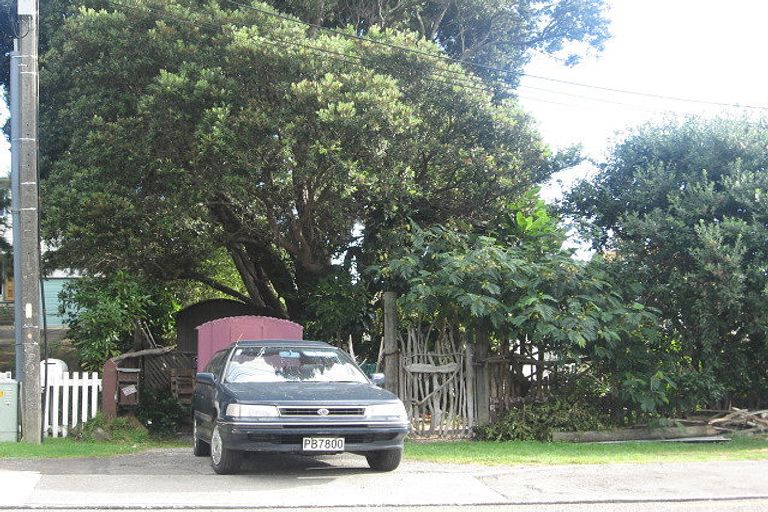 Photo of property in 91 Wellington Road, Paekakariki, 5034