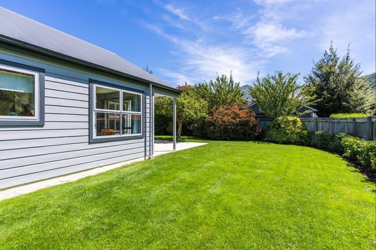 Photo of property in 27 Cornwall Street, Arrowtown, 9302