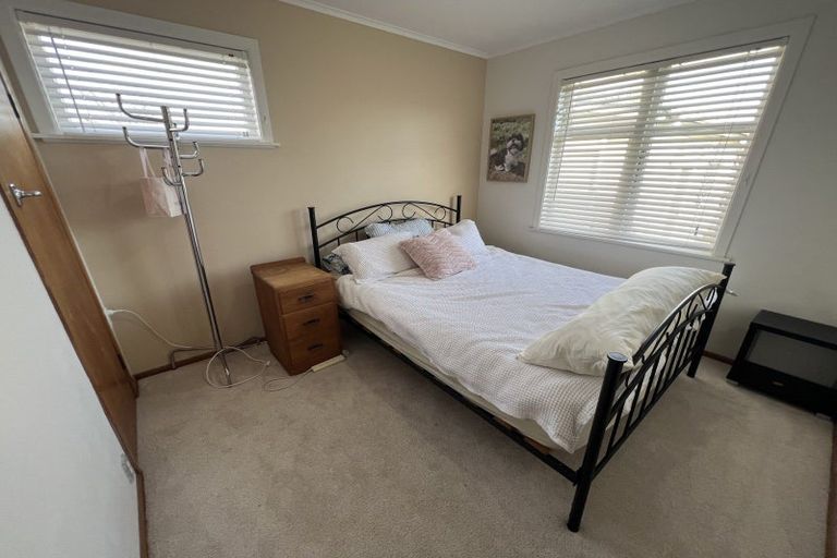 Photo of property in 1 Oriana Place, Highbury, Palmerston North, 4412
