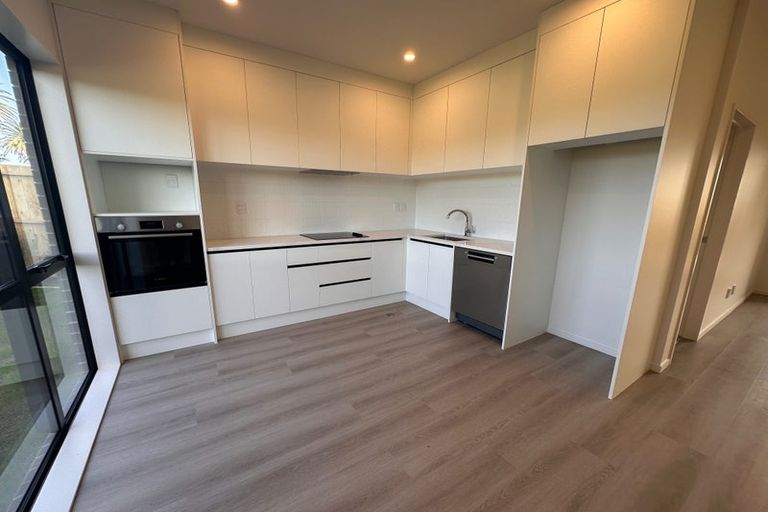 Photo of property in 10/35 Young Crescent, Drury, 2113