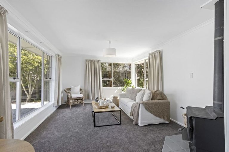Photo of property in 38 Daniels Road, Redwood, Christchurch, 8051