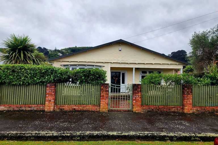 Photo of property in 14 Moa Street, Alicetown, Lower Hutt, 5010