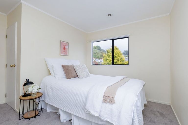Photo of property in 8 Furlong Crescent, Churton Park, Wellington, 6037