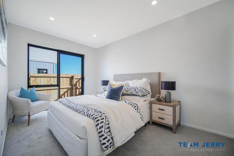 Photo of property in 14a Wahine Street, Papakura, 2110