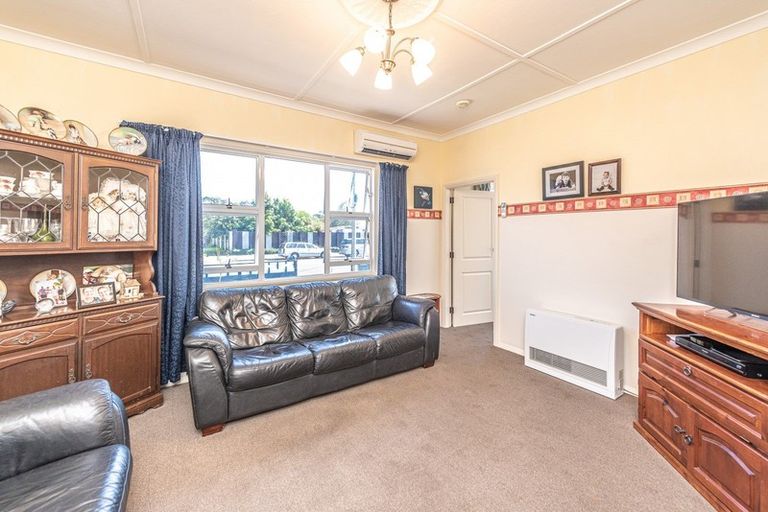 Photo of property in 35 Ballance Street, Aramoho, Whanganui, 4500