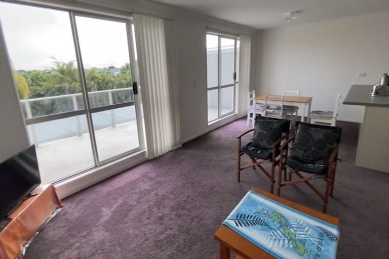 Photo of property in 7/340m Gulf Harbour Drive, Gulf Harbour, Whangaparaoa, 0930