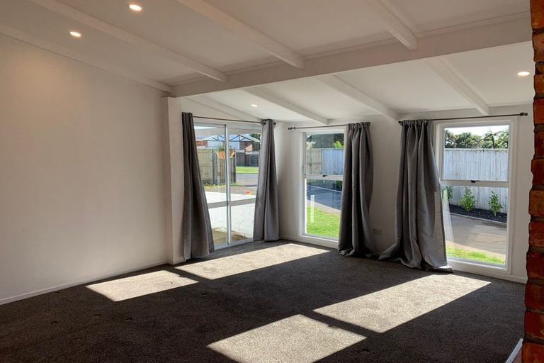 Photo of property in 31 Wesley Avenue, Frankleigh Park, New Plymouth, 4310