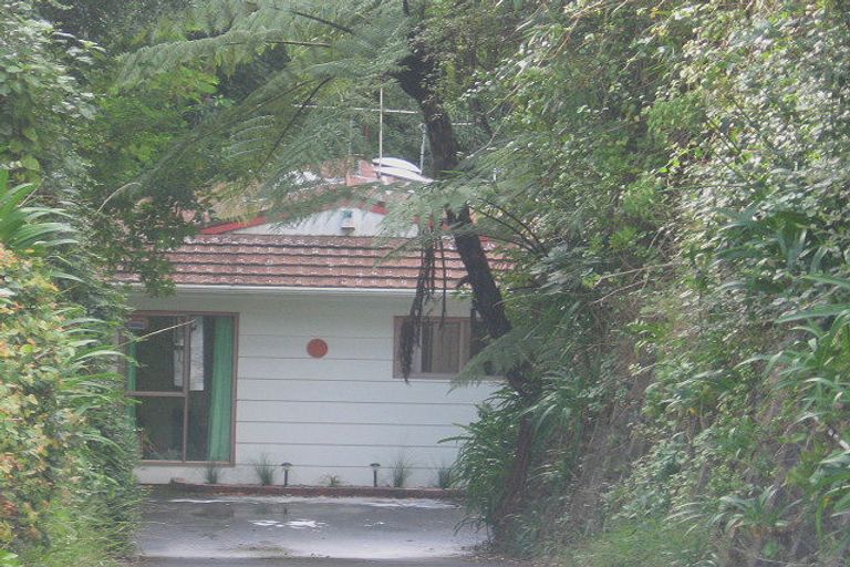 Photo of property in 58 Harbour View Road, Harbour View, Lower Hutt, 5010