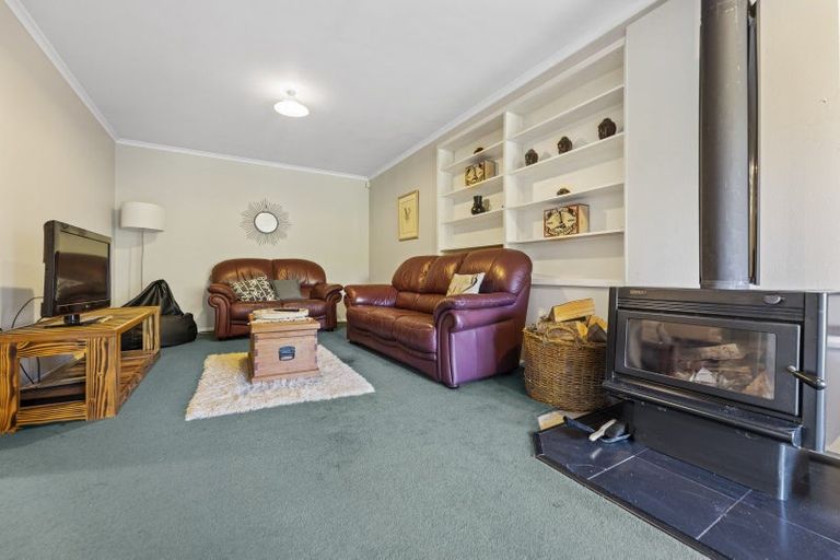Photo of property in 12 Pioneer Crescent, Helensburgh, Dunedin, 9010