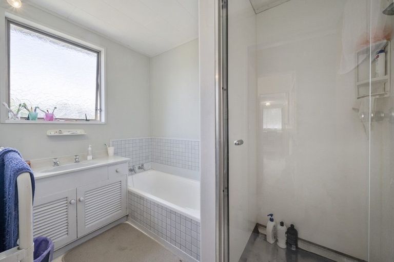 Photo of property in 46 Martin Road, Paraparaumu Beach, Paraparaumu, 5032