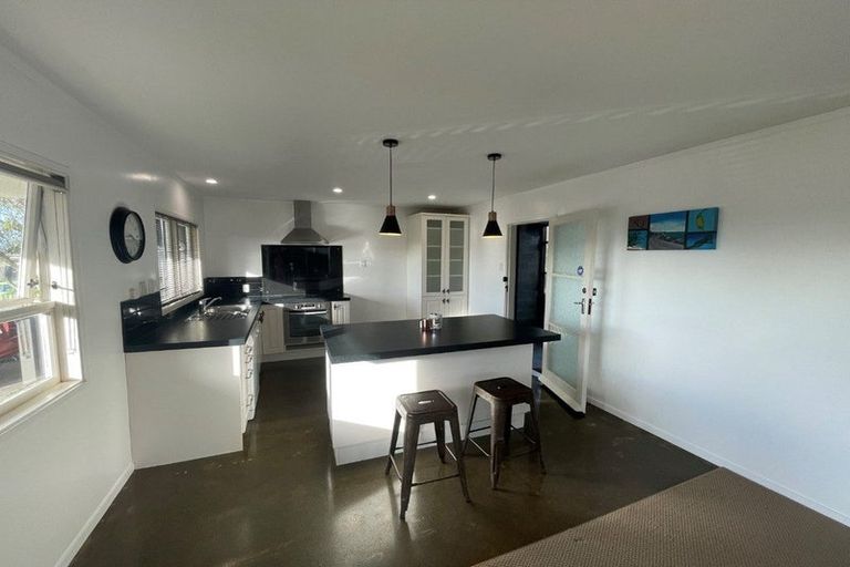 Photo of property in 18 Penrod Drive, Bell Block, New Plymouth, 4312