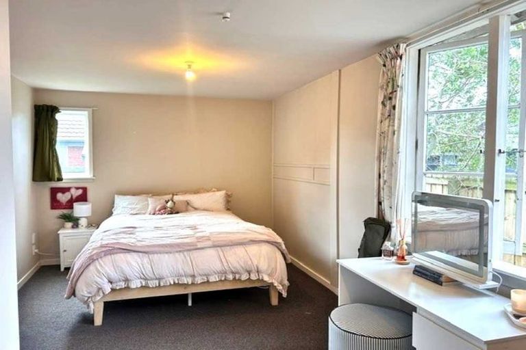 Photo of property in 9 Hillary Crescent, Upper Riccarton, Christchurch, 8041
