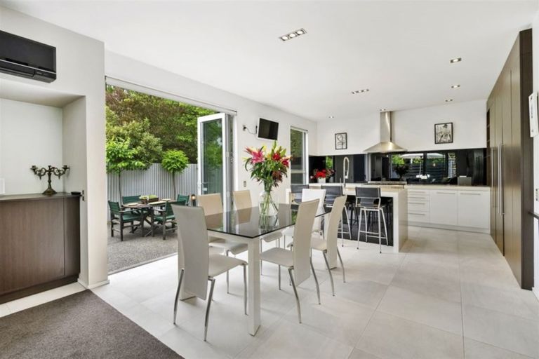 Photo of property in 38 Courtenay Street, St Albans, Christchurch, 8014