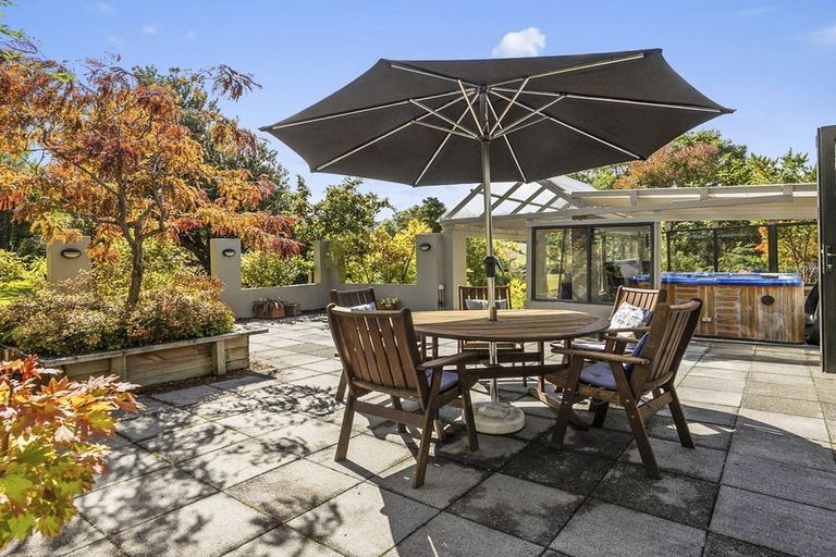 Photo of property in 10 Hadley Close, Glenleith, Dunedin, 9010