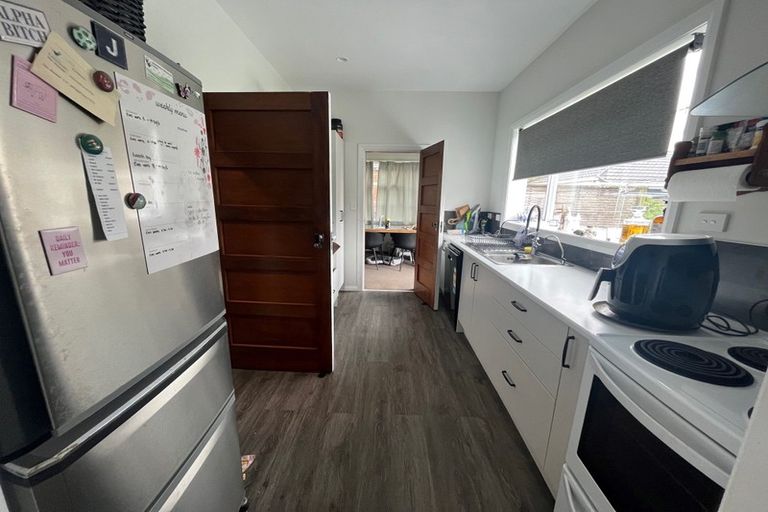 Photo of property in 43 Trinity Avenue, Epuni, Lower Hutt, 5011