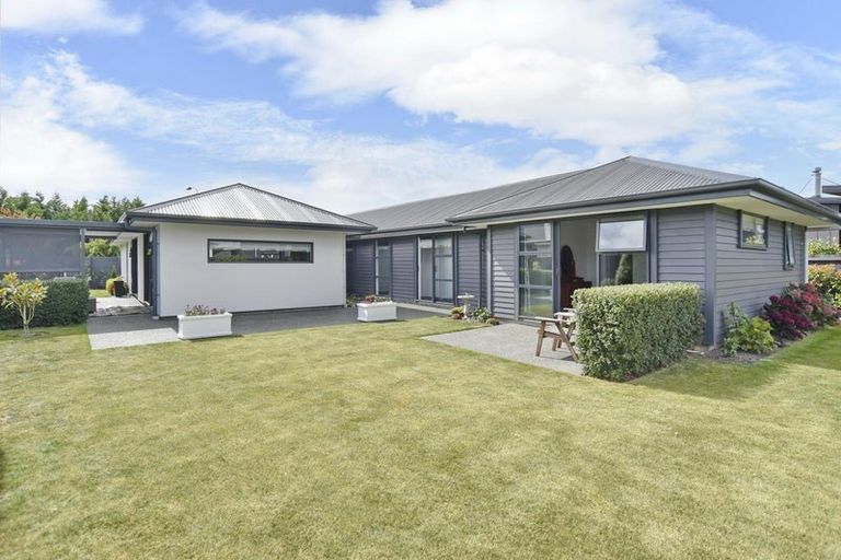 Photo of property in 75 Gladstone Road, Woodend, 7610