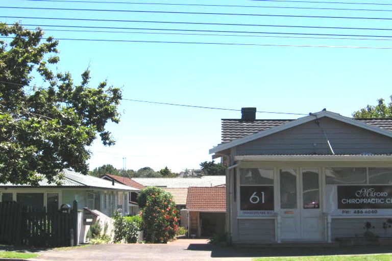 Photo of property in 2/61 Shakespeare Road, Milford, Auckland, 0620