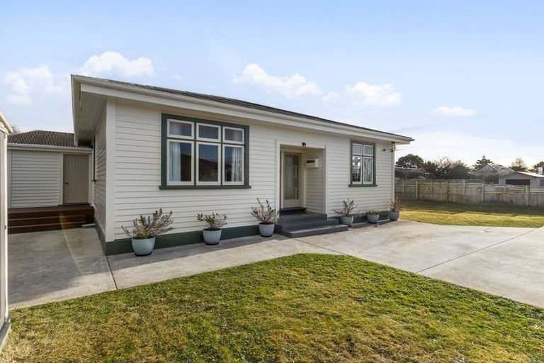 Photo of property in 40 George Street, Levin, 5510