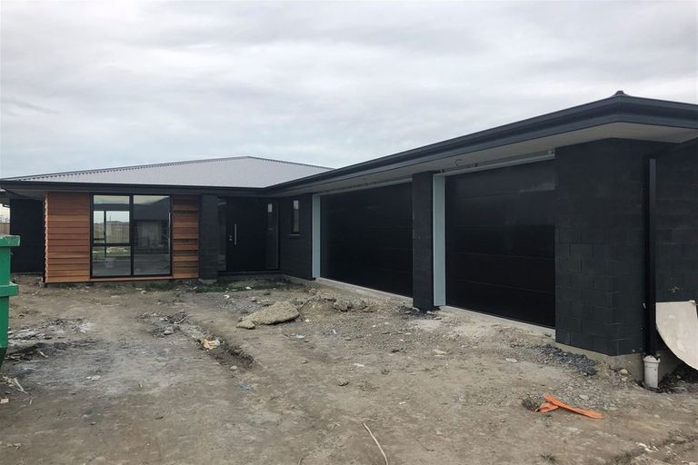 Photo of property in 30 Sandhurst Drive, Papamoa Beach, Papamoa, 3118