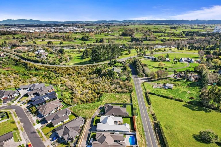 Photo of property in 46 Helen June Avenue, Flagstaff, Hamilton, 3210