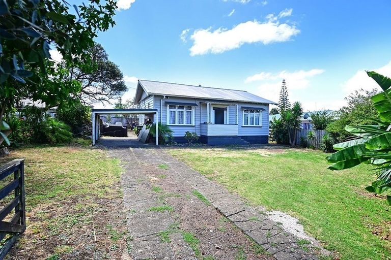 Photo of property in 18 Birdwood Road, Pukekohe, 2120