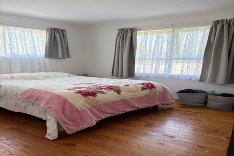 Photo of property in 12 Burbridge Road, Favona, Auckland, 2024