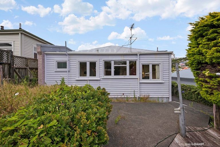 Photo of property in 9 Mckinley Crescent, Brooklyn, Wellington, 6021