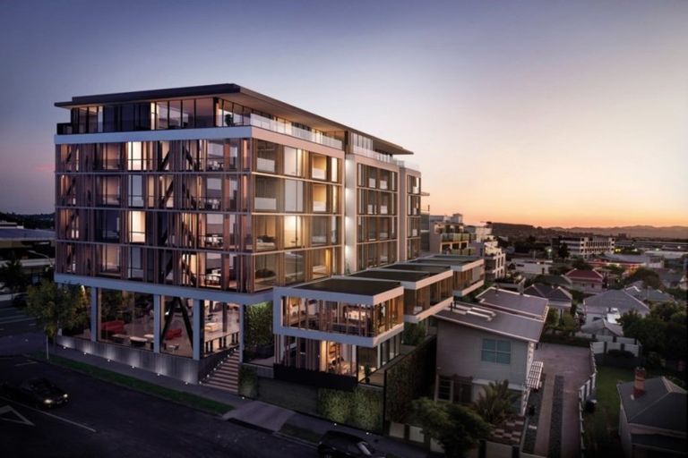 Photo of property in 2c Turakina Street, Merrilands, New Plymouth, 4312