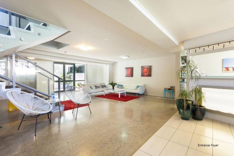 Photo of property in Atlas Apartments, 10/49 Maunganui Road, Mount Maunganui, 3116