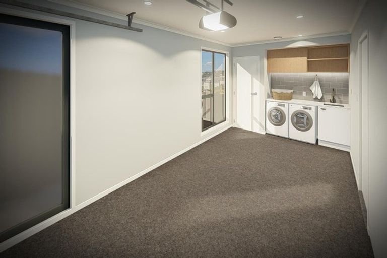 Photo of property in 31 Whenuateitei Crescent, Stanmore Bay, 0932