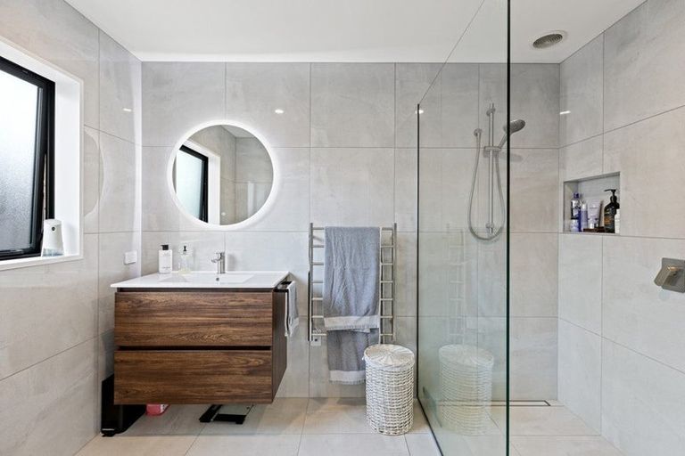 Photo of property in 3 Picadilly Avenue, Casebrook, Christchurch, 8051