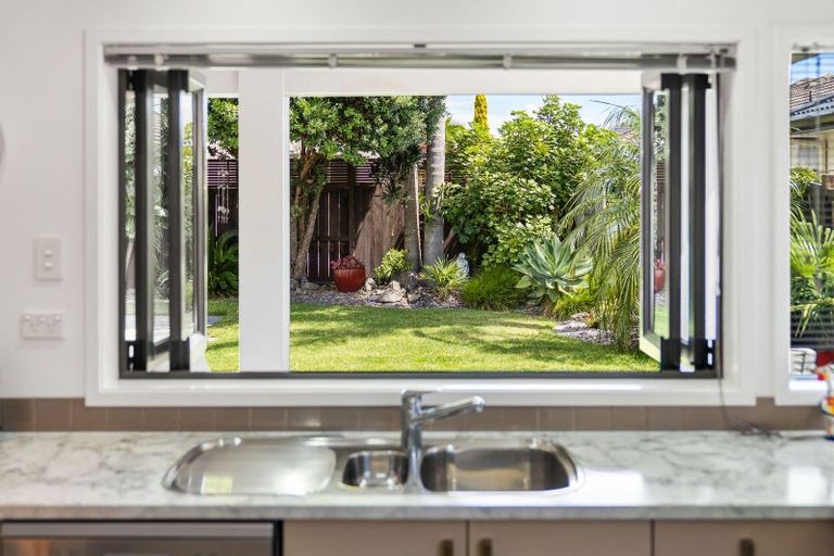 Photo of property in 16 Bermuda Drive, Papamoa Beach, Papamoa, 3118