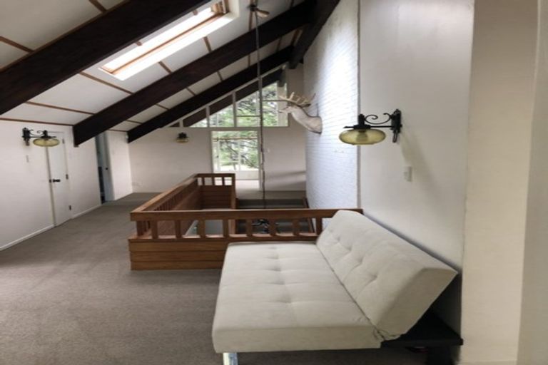 Photo of property in 34 Tawini Road, Titirangi, Auckland, 0604