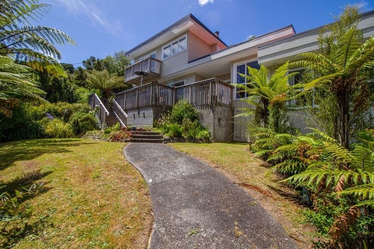 Photo of property in 16 Swainson Street, Naenae, Lower Hutt, 5011