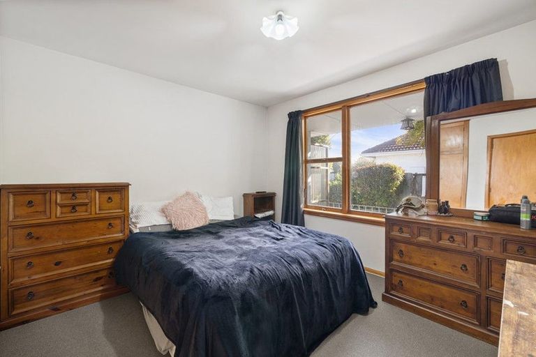 Photo of property in 2/124 Brookside Terrace, Bryndwr, Christchurch, 8053