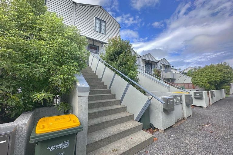 Photo of property in 29/5 Carolina Place, Albany, Auckland, 0632