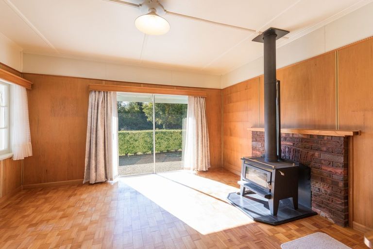 Photo of property in 53 Neudorf Road, Upper Moutere, 7175