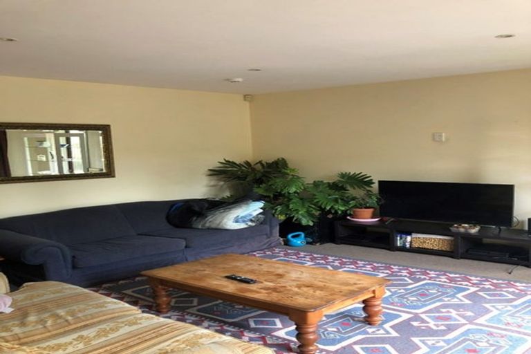 Photo of property in 51 Balgay Street, Upper Riccarton, Christchurch, 8041