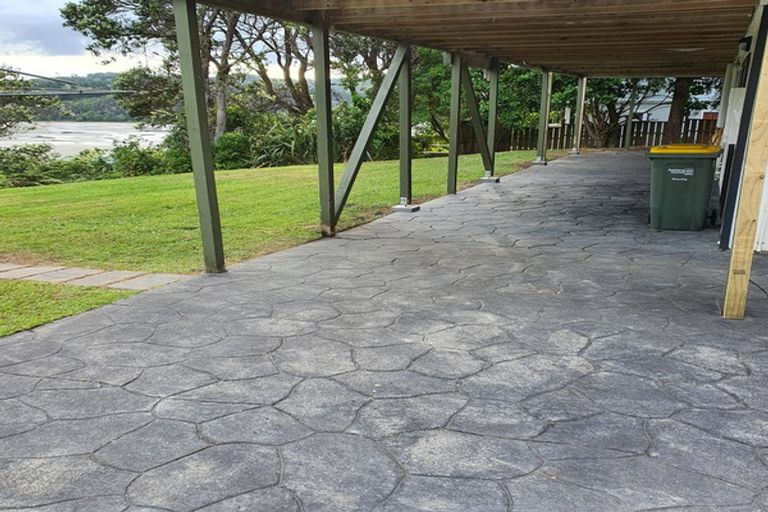 Photo of property in 236 Wade River Road, Wade Heads, Whangaparaoa, 0932