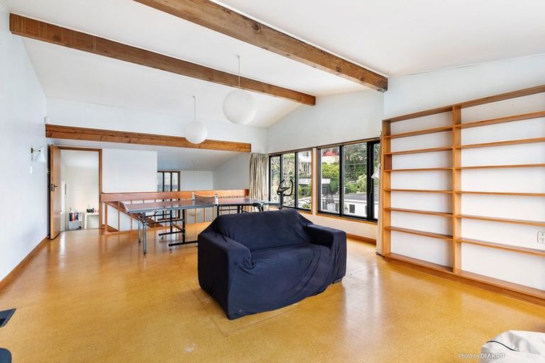 Photo of property in 19 Talavera Terrace, Kelburn, Wellington, 6012