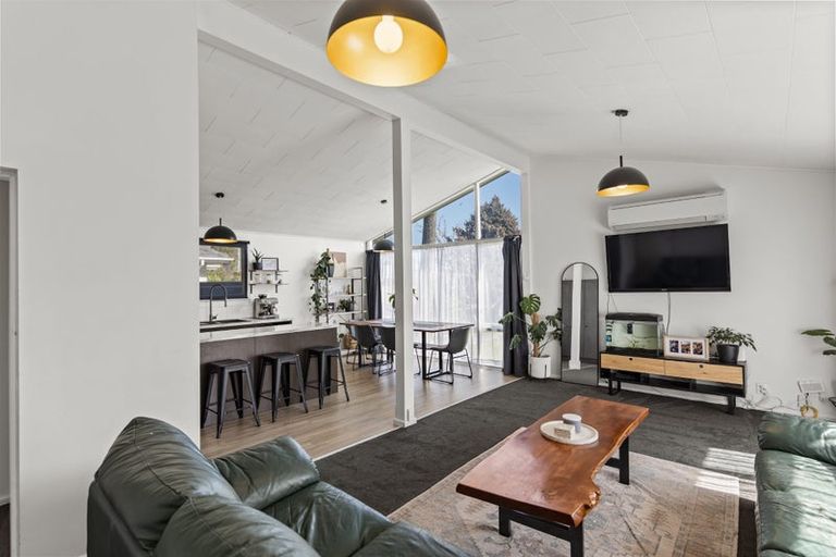 Photo of property in 80 Russley Road, Russley, Christchurch, 8042