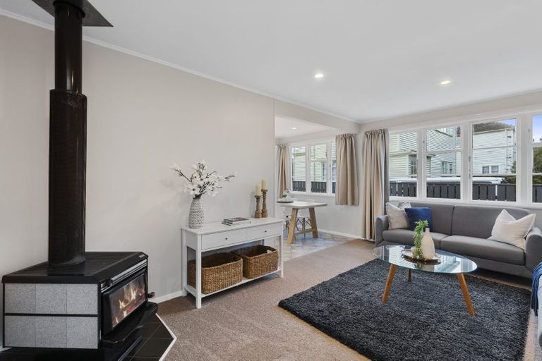 Photo of property in 1171 High Street, Taita, Lower Hutt, 5011