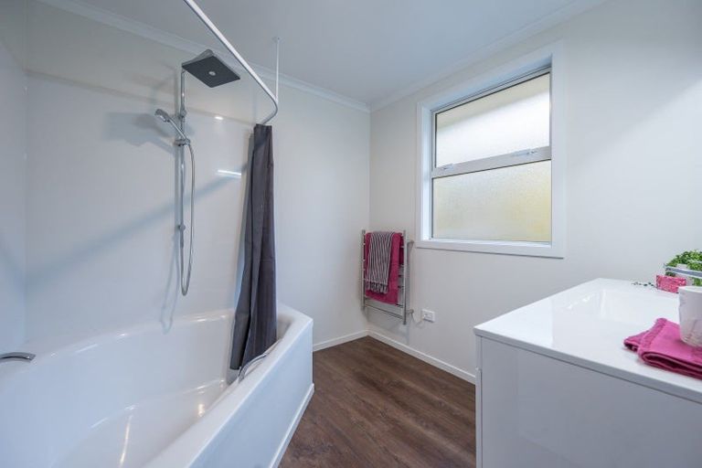 Photo of property in 75 Mapua Drive, Mapua, 7005