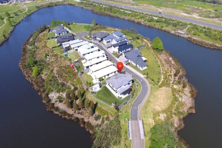 Photo of property in 19 Double Bay Road, Pyes Pa, Tauranga, 3112